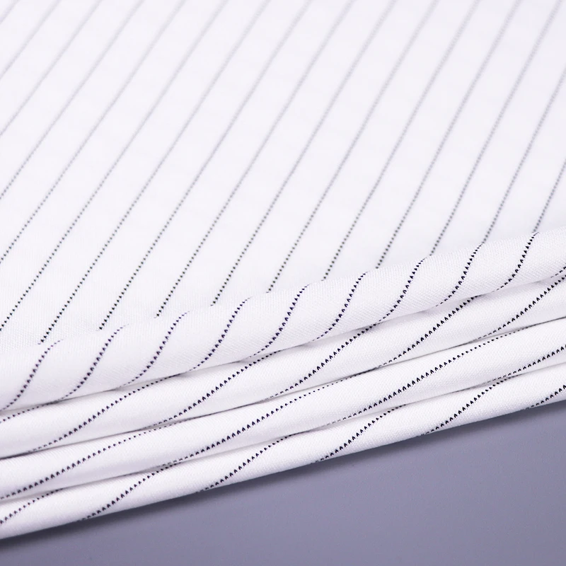 High Quality  98% polyester 2% conductive Wire Lint Free Esd Safe Cleanroom Wipes