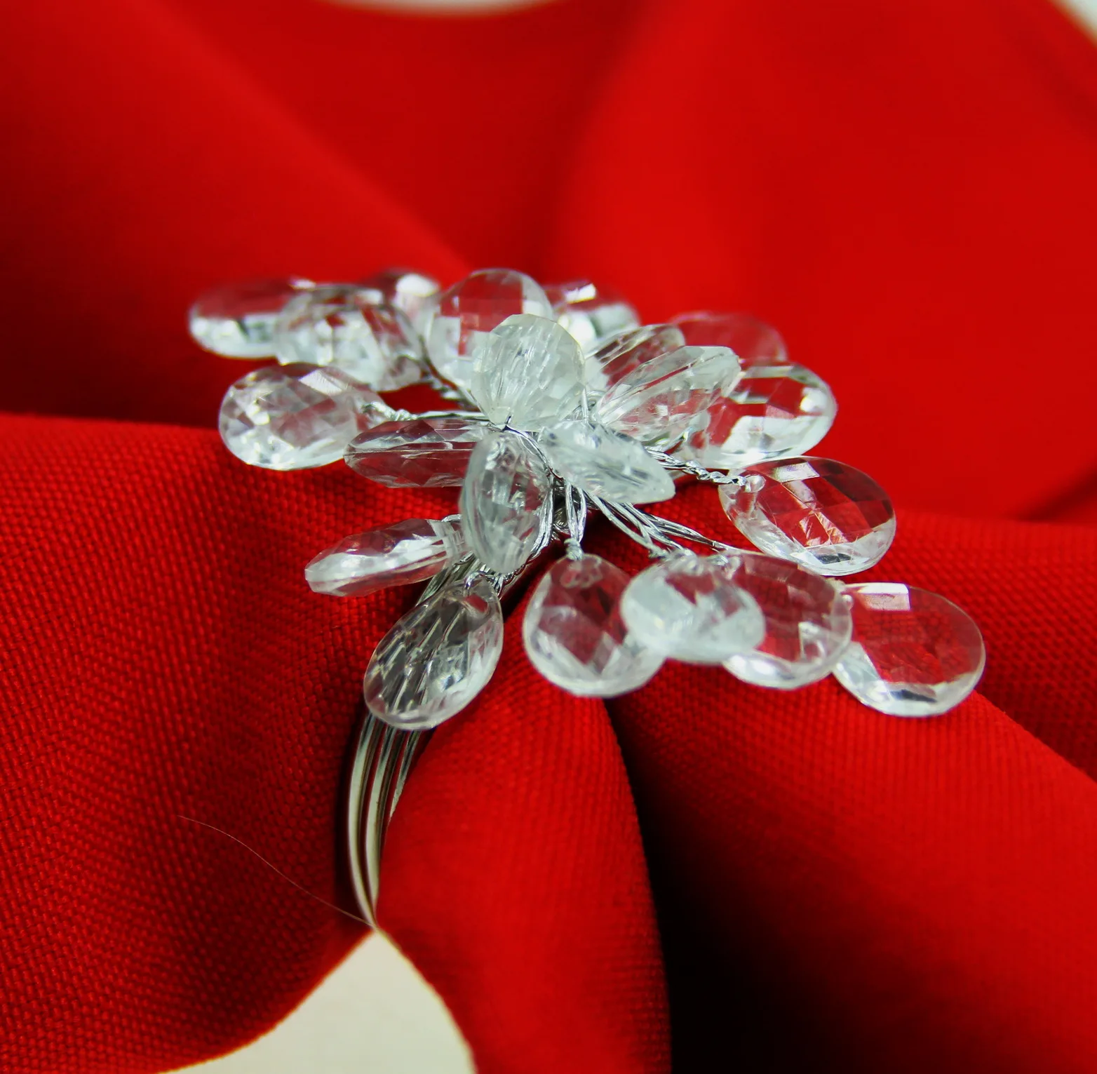 crystal acrylic flower napkin ring, decoration napkin holder