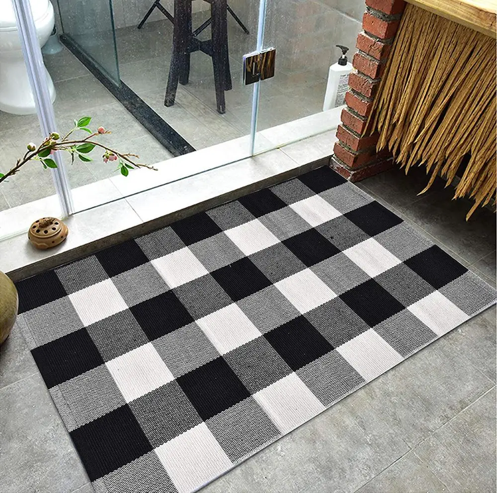 Wholesale Hand Woven Cotton Black and White Check Buffalo Plaid Rug