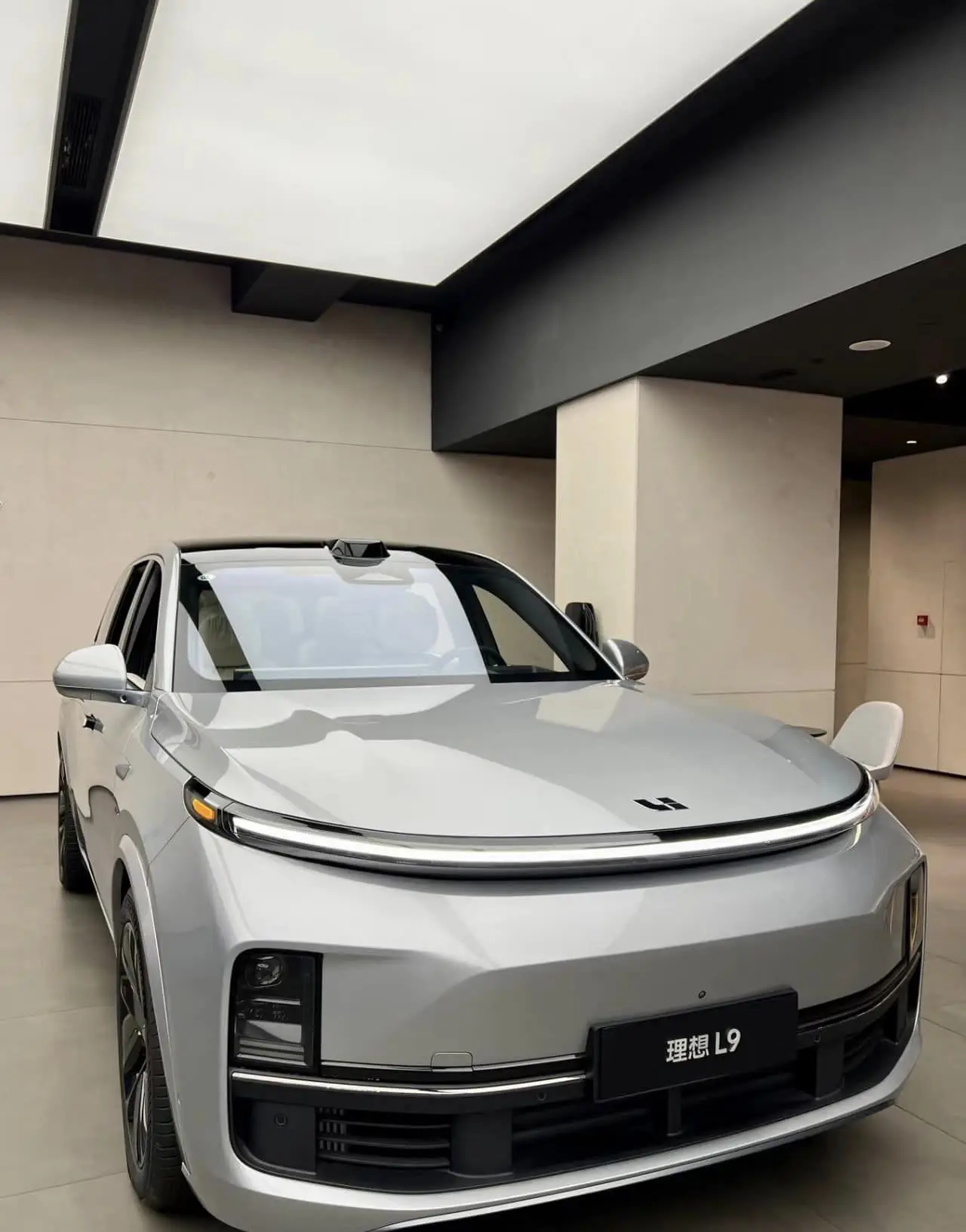 High Level LI L7 SUV Lixiang L7 L8 L9 Max Hybrid Car Range-extended Electric Vehicle price