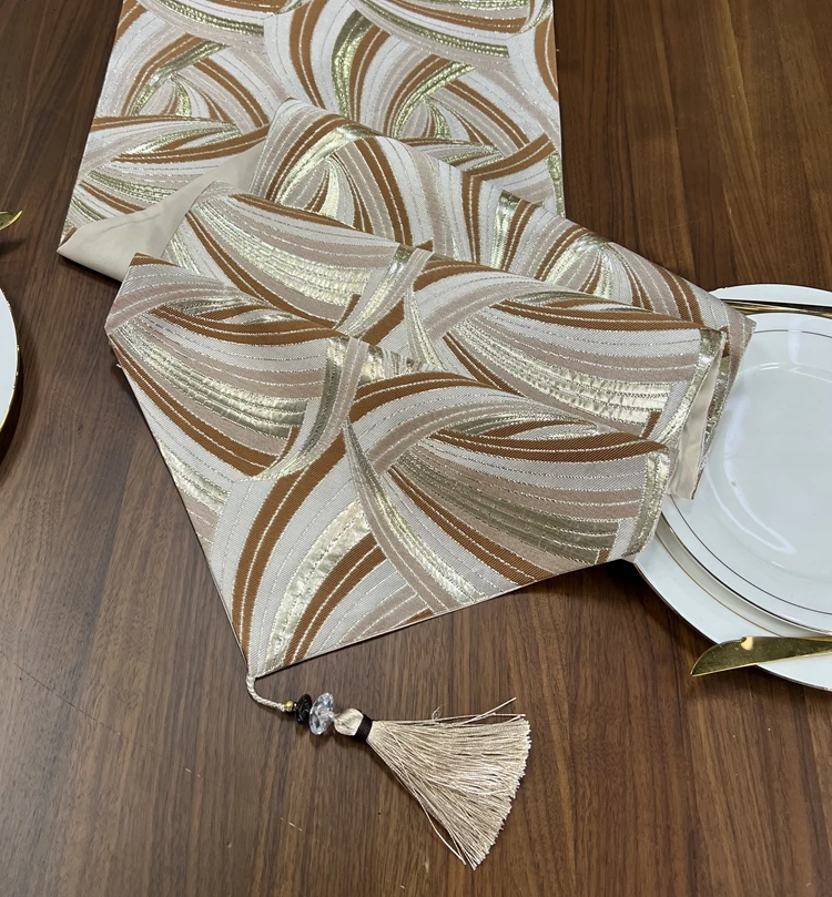 Wholesale High Quality Soft Table Runner Decoration Light Luxury Dining Table Runners