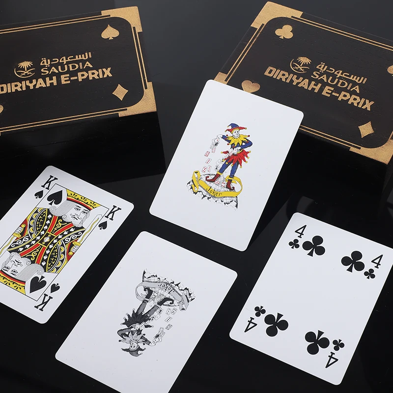 Wholesale Waterproof Pvc Plastic Playing Card Design Baloot Game Custom Playing Poker Cards Printing Plastic Card