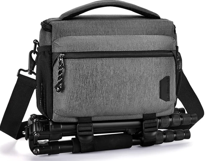 Bag for DSLR Camera, Waterproof Crossbody Camera Case with Padded Shoulder Strap, Anti-Theft Shoulder Bag
