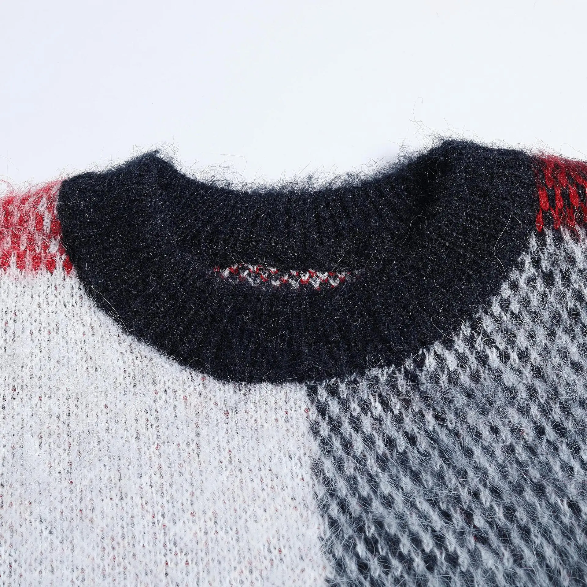 Custom New Fashion Knitted Contrast Color Custom Knitwear Mens Pullovers Plaid Mohair round neck sweater