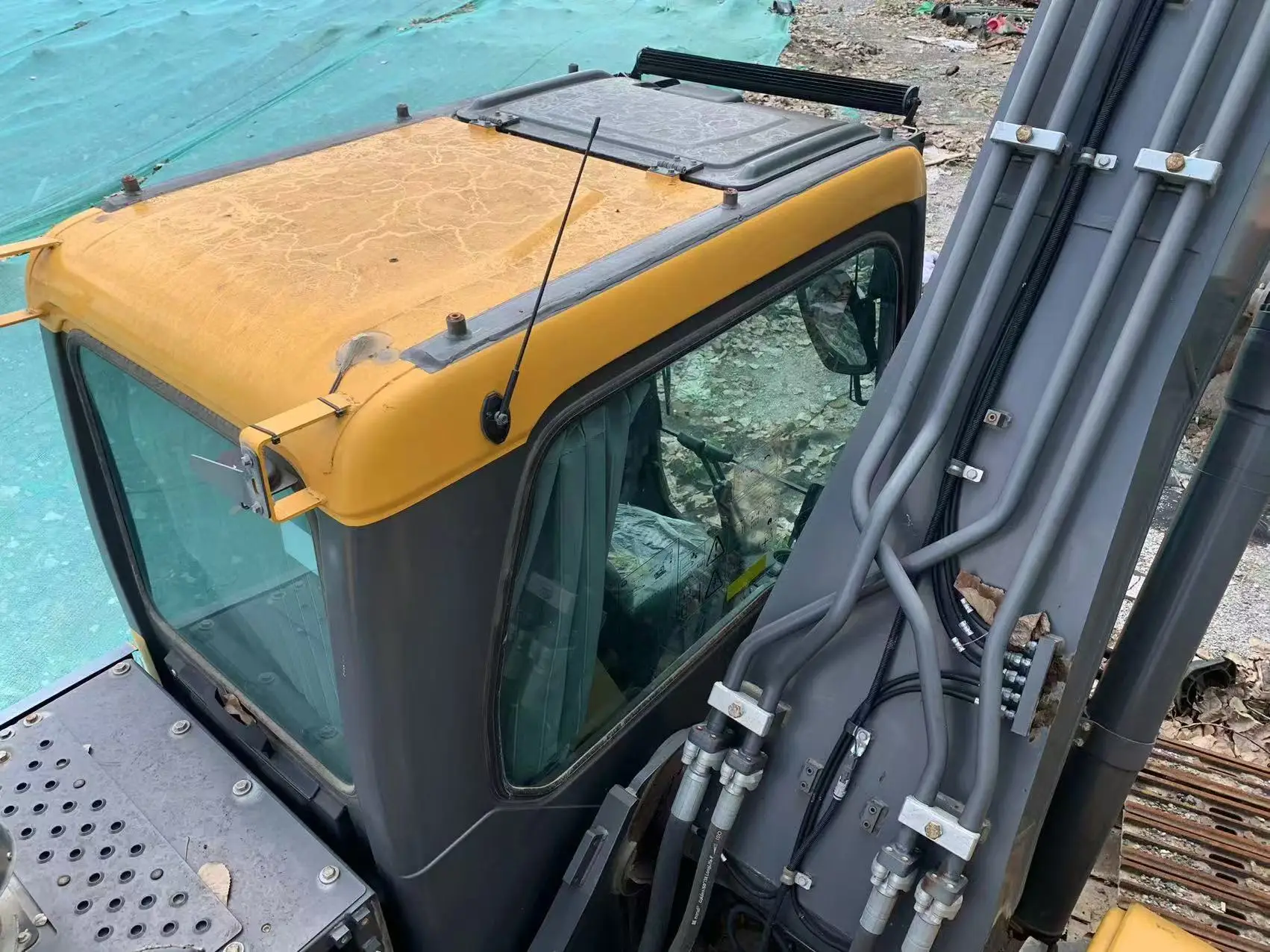 Factory Outlet Factory Outlet Second Hand Used Volvo 140D 14 tons Track Excavator Machine For Construction.