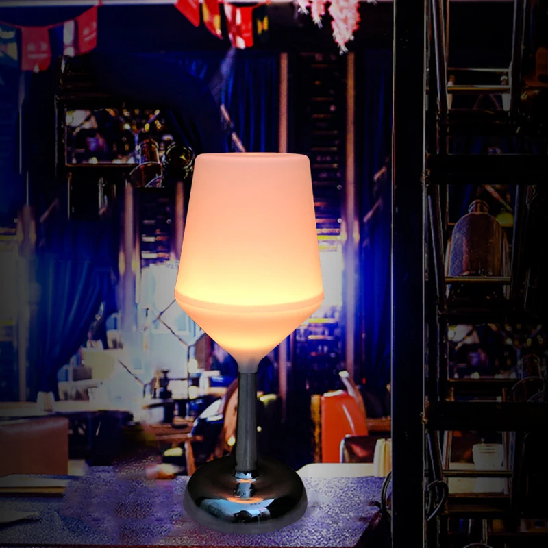  Китайский завод хит продаж светодиодная Подарочная лампа RGB изменение цвета на пульте дистанционного освещения настольная для шампанского декор чашки вина подарки