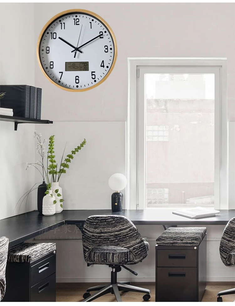 Free Simple Plastic Large 12 Inch Digital  Wall Clock Home Decor With Temperature And Humidity For Living Room