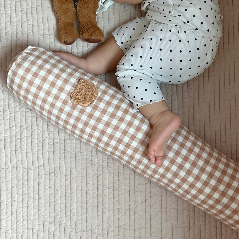 Comfort Cotton Embroidered Bear Newborn Bed Bumper Baby Cylindrical Long Sleeping Support Pillow Neck Bed Pillows Throw Cushion