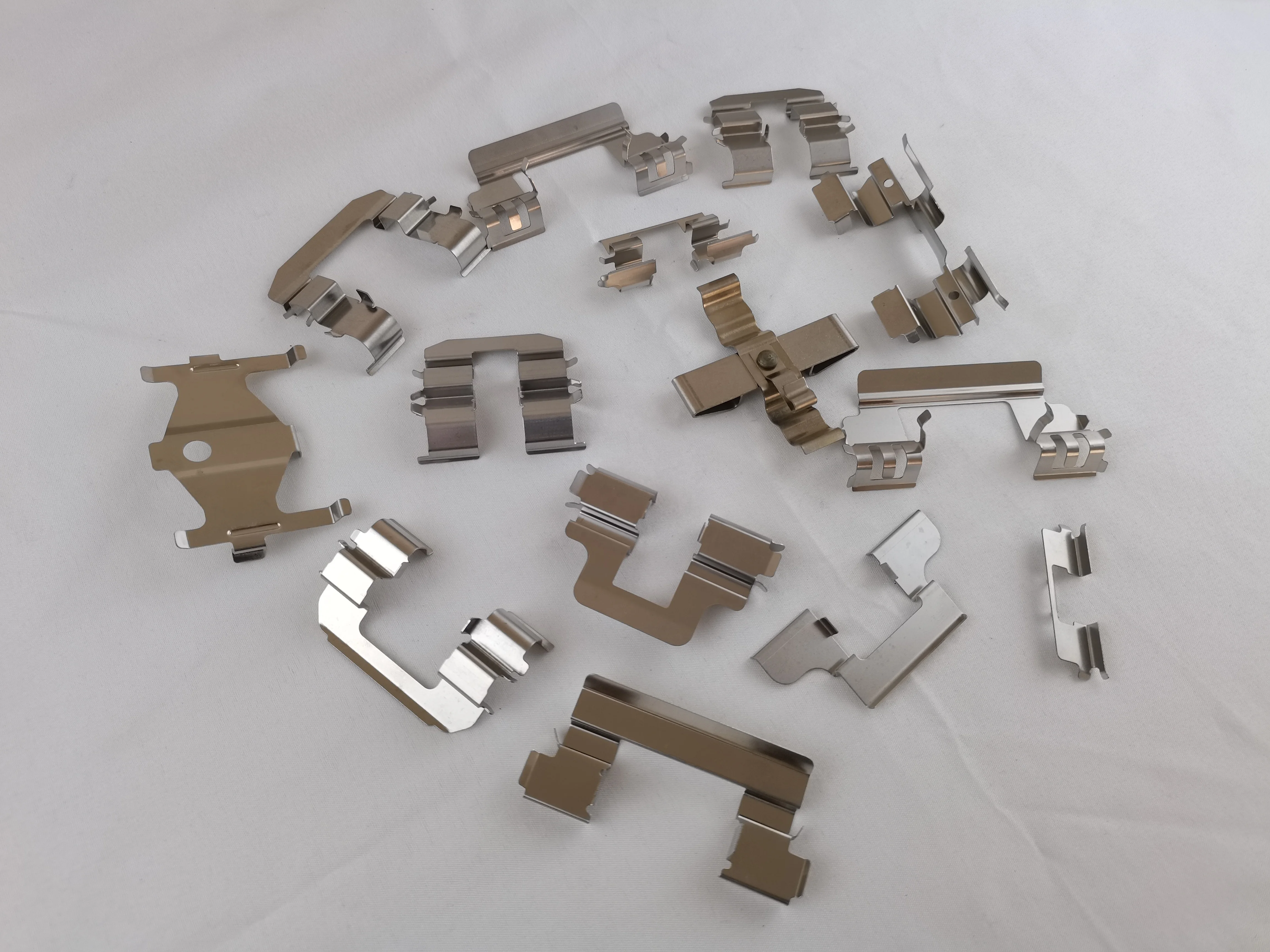 Professional Custom High Quality Metal Accessories Hardware Products Made in China