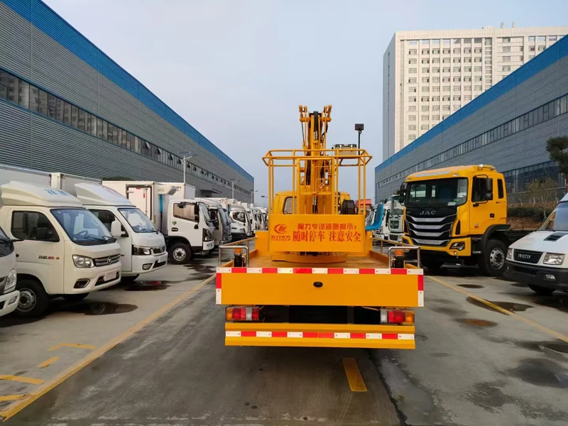 Isuzu 14-meter lifting telescopic boom aerial work truck is suitable for fire rescue power maintenance industrial installation