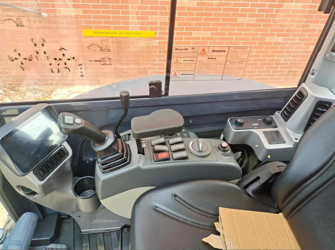 SUNWARD Small Mini Crawler Excavator SWE35UF 3.5ton Hydraulic Small Digger with CE EPA Engine