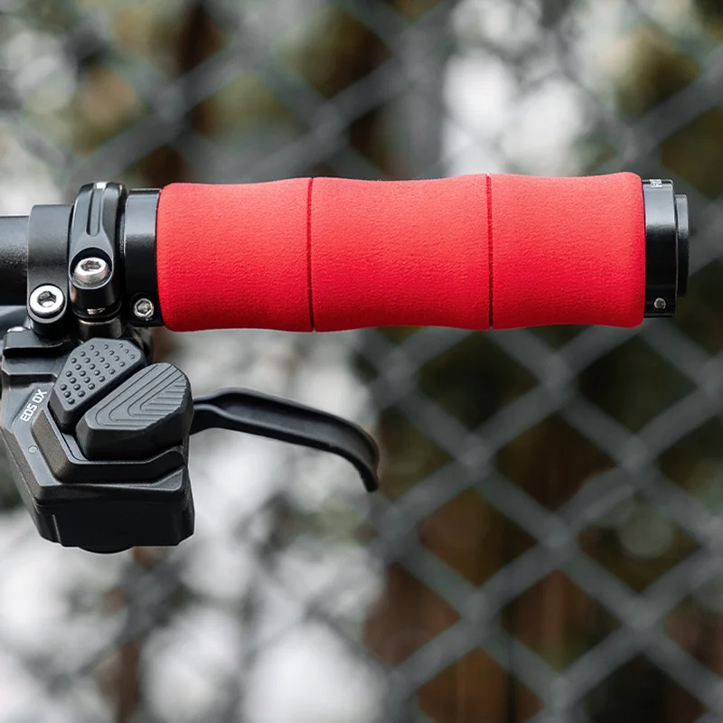 Factory supplier Accept customized Bamboo EVA double lock bicycle handlebar EVA handlebar Anti-skid reinforcement Bicycle grips