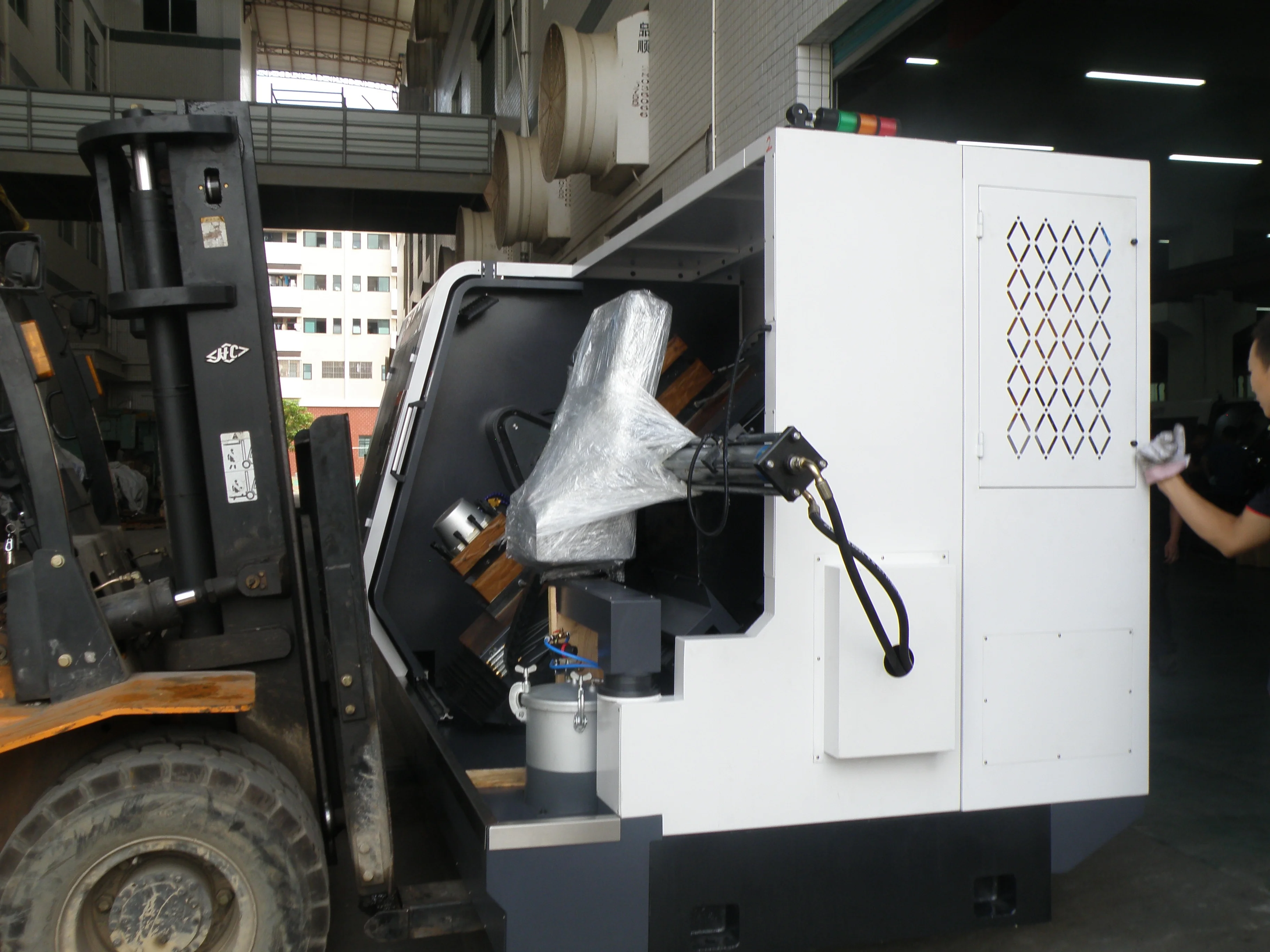 cnc metal spinning machine for aluminum pot and container