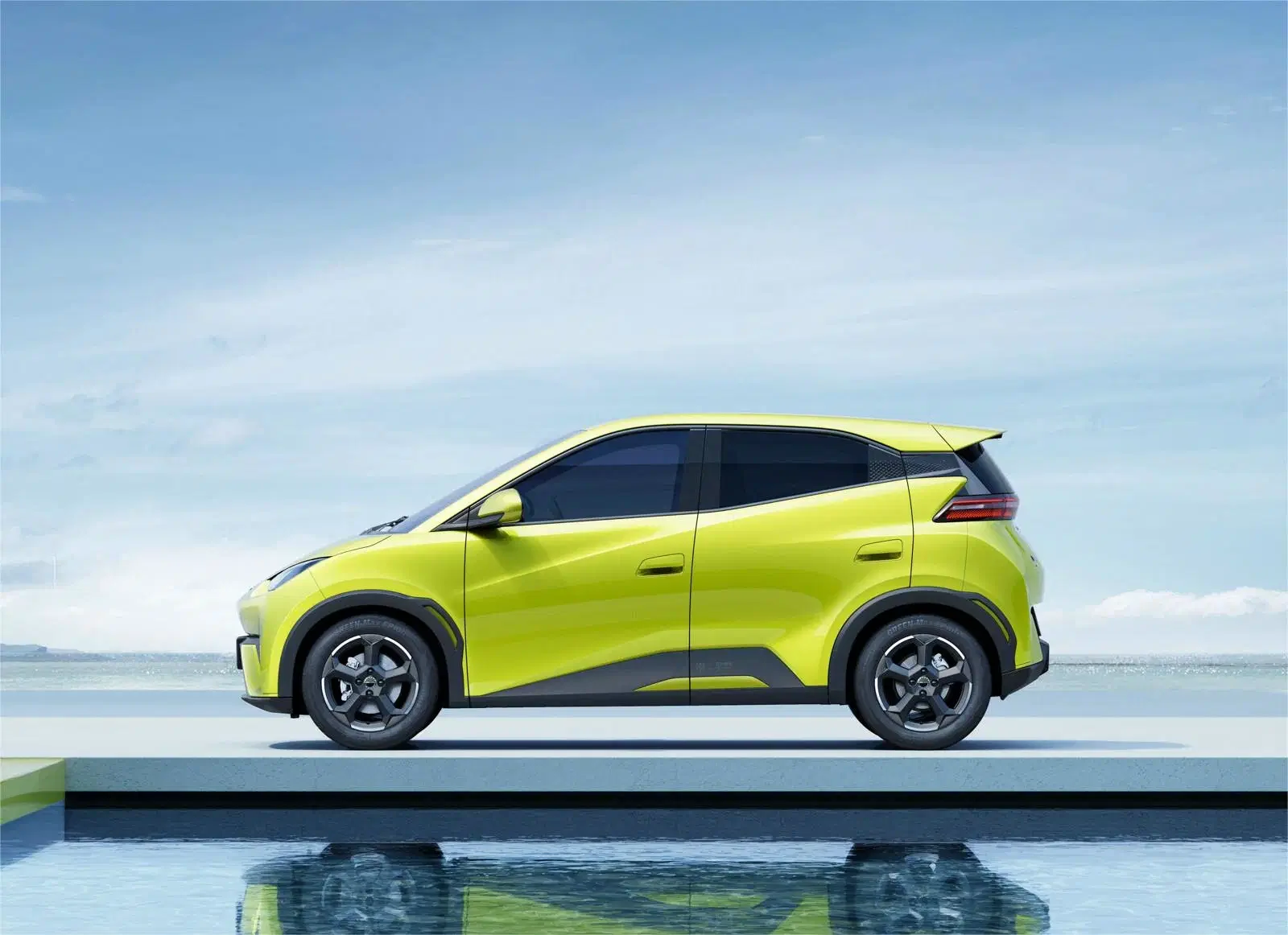 2023 New Energy Vehicle 405 Km Long Range Automobile Small SUV Electric EV Car Byd Seagull Four Wheeler