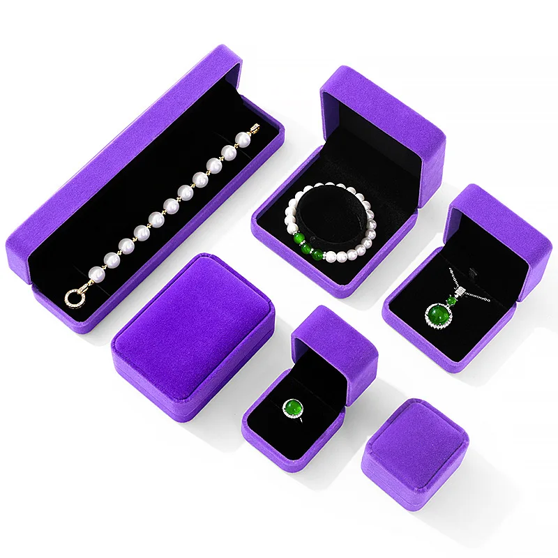 Custom Logo Square Velvet Jewelry Packing Box Gift Display Case Ring Earrings Pendant Bracelet Necklace Box Velvet Jewelry Boxes