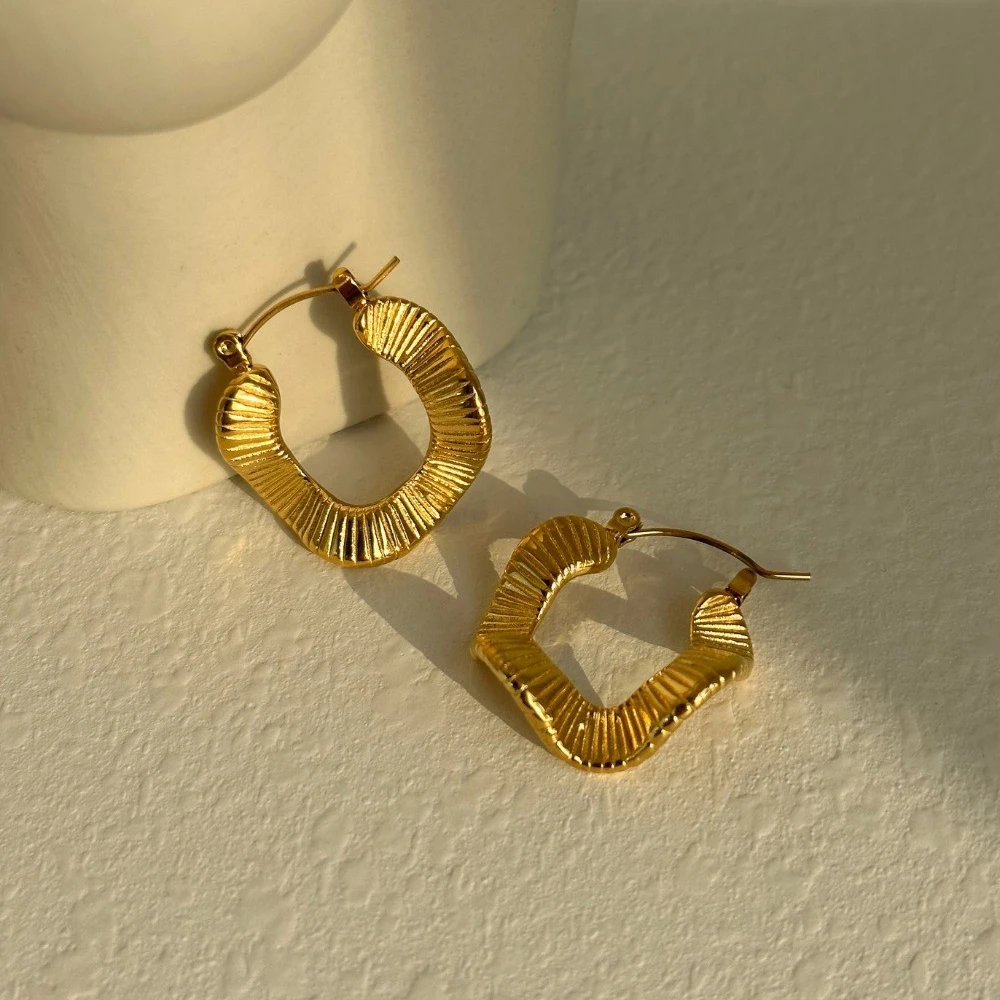 Vintage Stainless Steel Texture Earrings Tarnish Free Jewelry 18K Gold Plated Irregular Wave Hoop Earings Jewelry Women