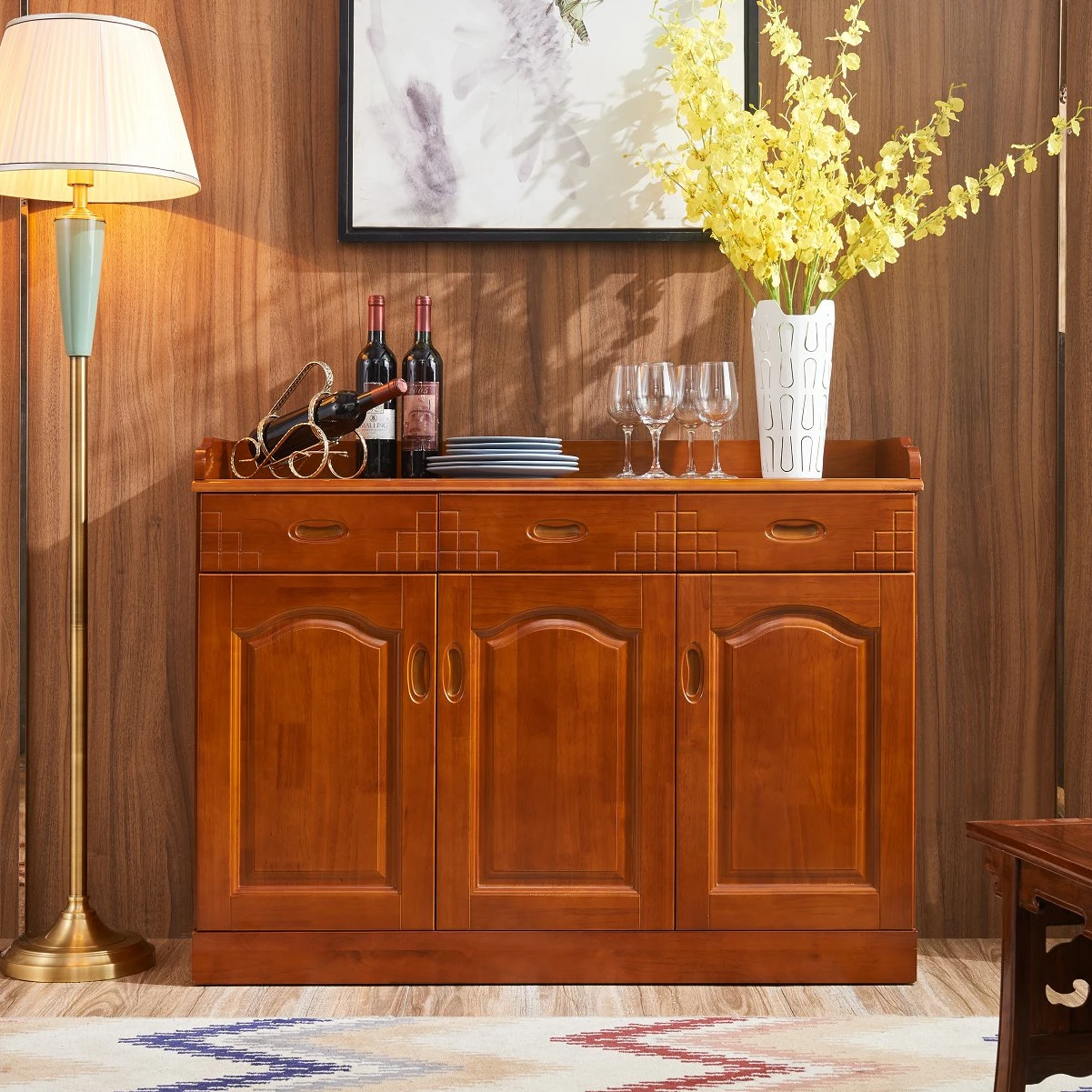 
 Новый тип современный простой скандинавский чайный шкаф многофункциональный шкаф для хранения буфет из массива дерева  