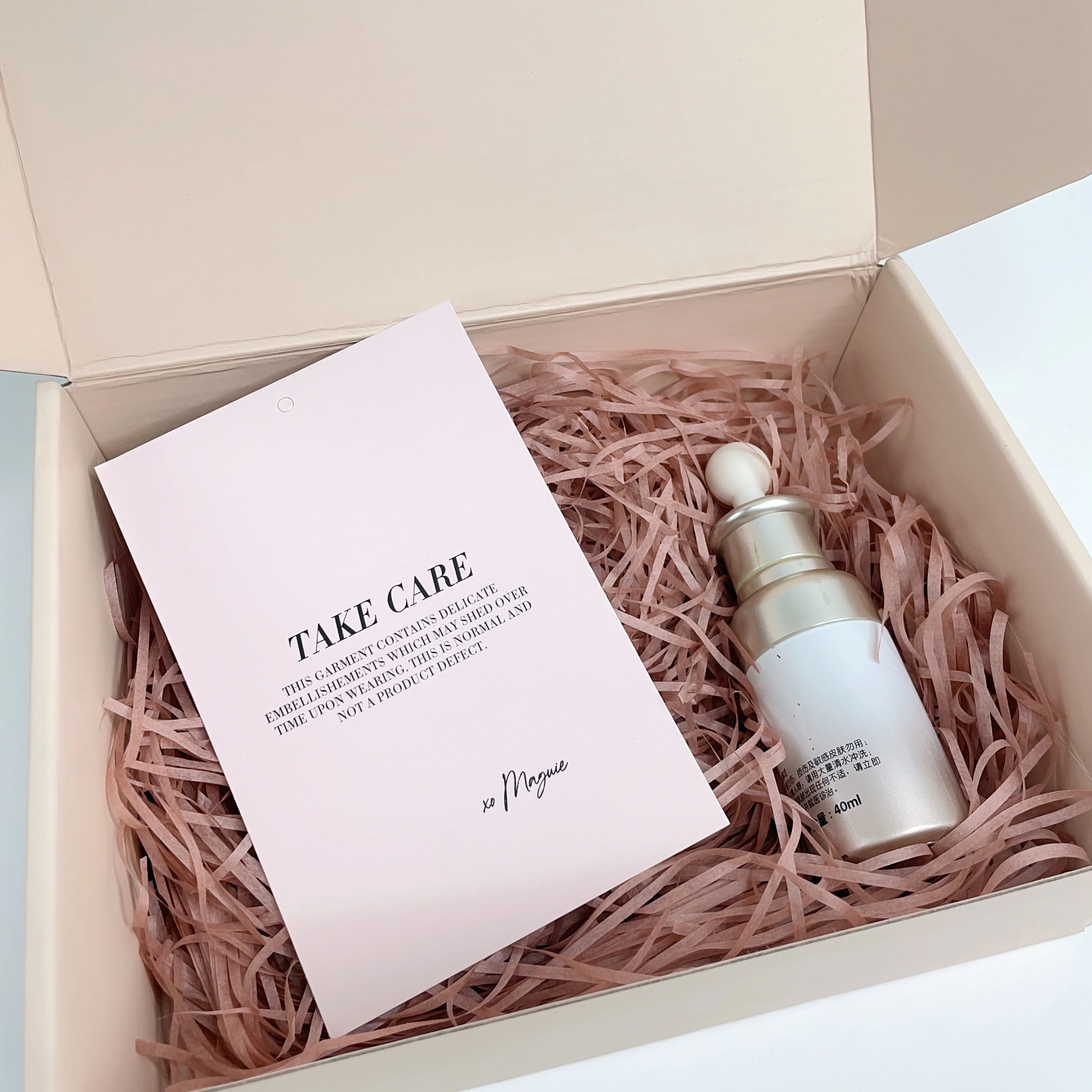 Custom Logo Low Moq Eco Friendly Colored Carton Shipping Box Printing Pink Packaging Custom Gift Box Corrugated Mailer Box