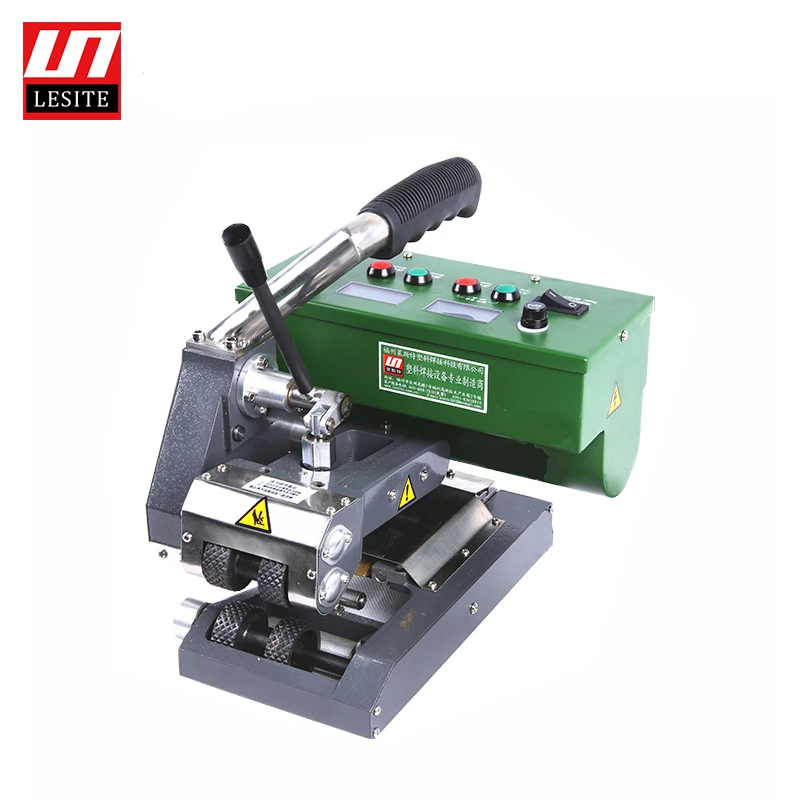 Plastic HDPE Geomembrane Welding Machine Close to Comet