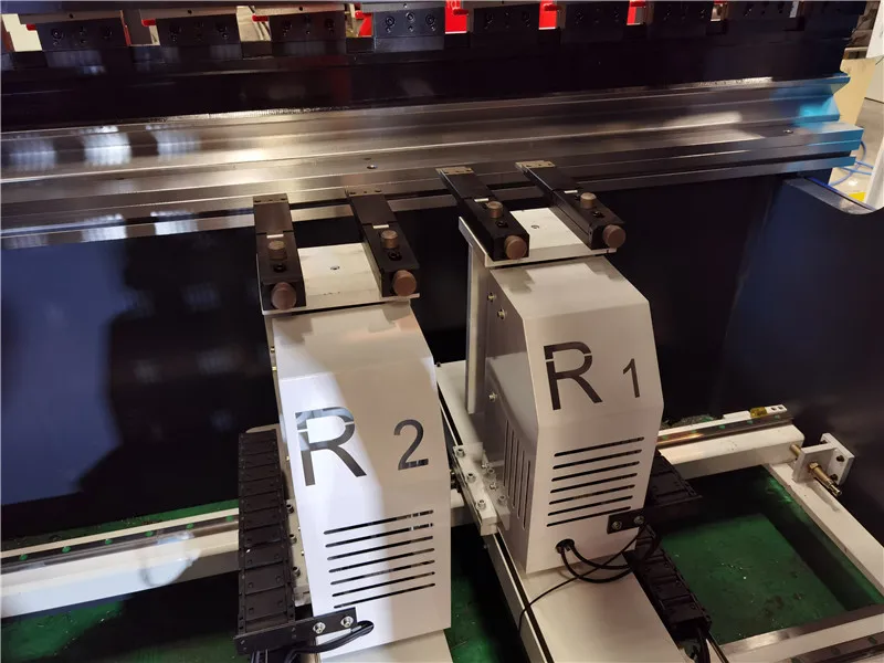 hydraulic 100ton stainless steel pipe CNC press brake machine price