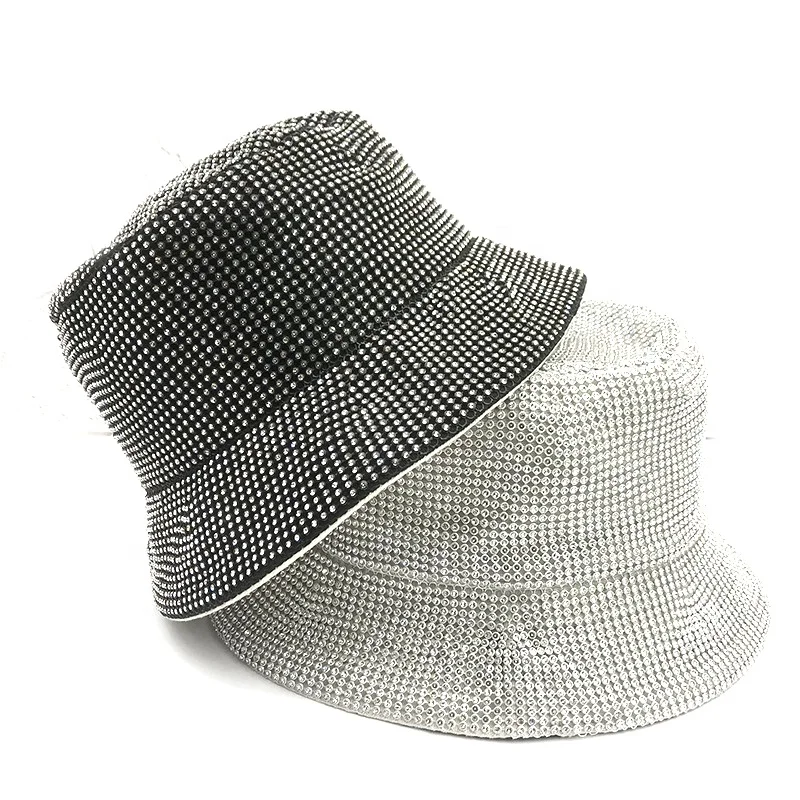 Шляпа с кристаллами