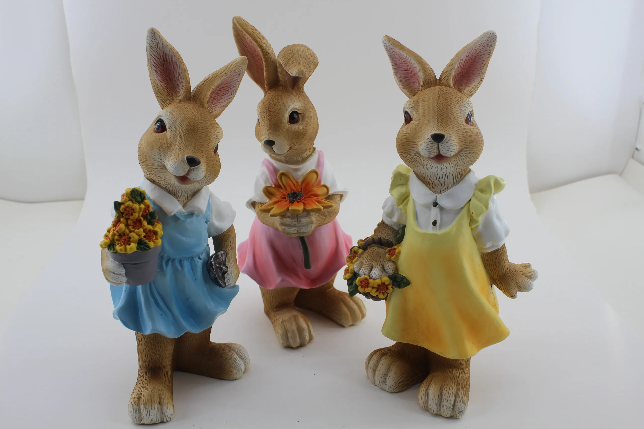 2022 Resin Easter Bunny Rabbit Figurines Decoration Cute rabbit home decoration