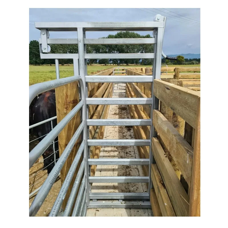 Wholesale Metal Corral&Gate/Customized Sheep Goat Hog Panels/Portable Livestock Cow Cattle Yard/Bull Horse Penning