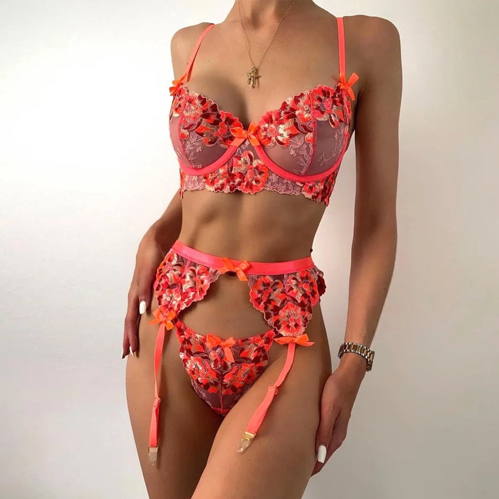 The New Embroidery Petals Lingerie Sensual Transparent Embroidery Underwear Sexy Exotic Sets Fancy Beautiful Bra And Panty Set