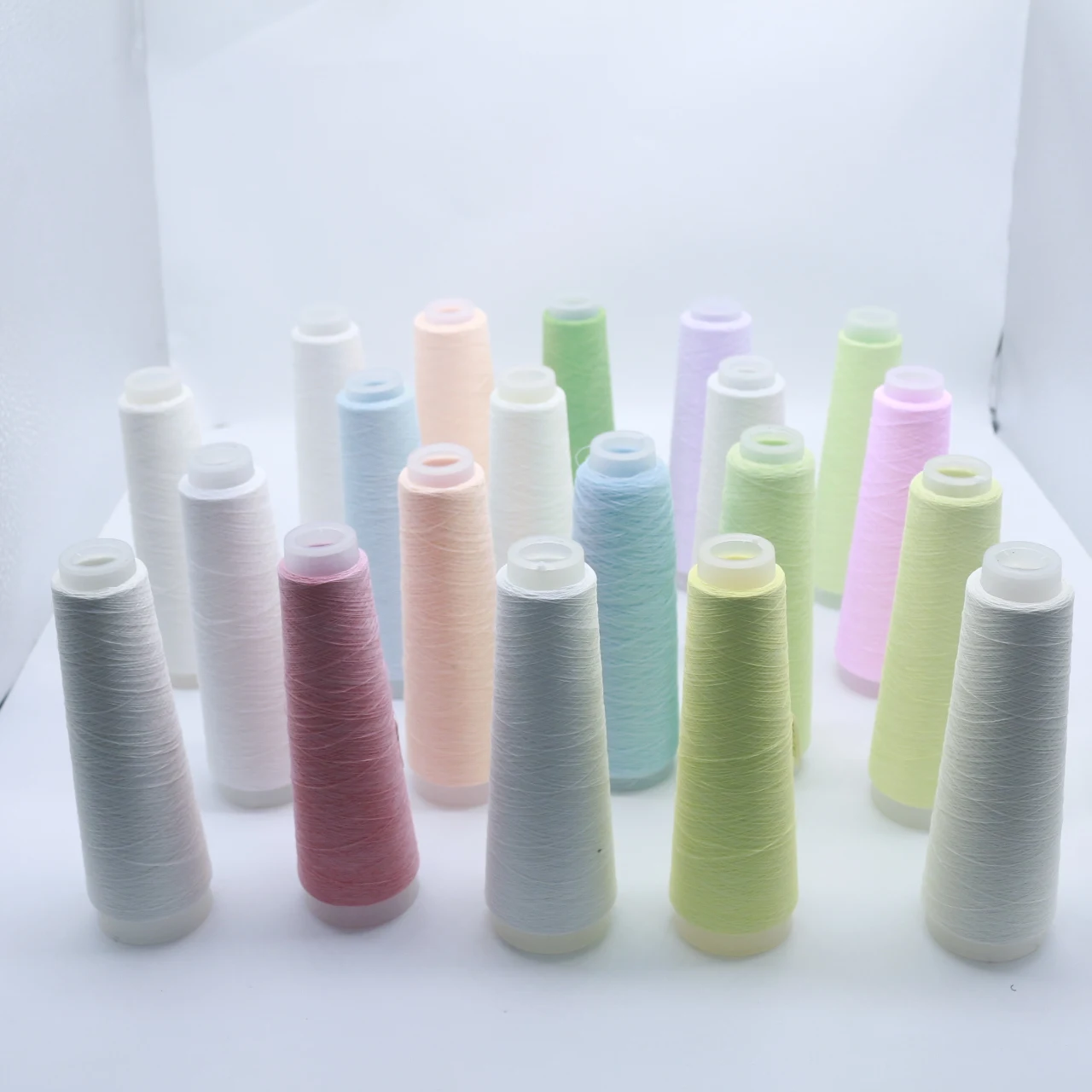 Luxury Collection Blended Spun Knitting Yarn Photochromic Anti-Pilling Eco-Friendly Recycled Wool Sewing Weaving Embroidery Dyed