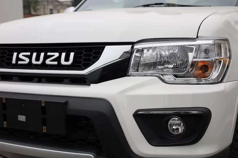 Isuzu 120hp Одиночная кабина 4x4 дизельный мини грузовой автомобиль 4JB двигатель Механическая Трансмиссия Euro 5 эмиссионная стандартная левое рулевое управление распродажа