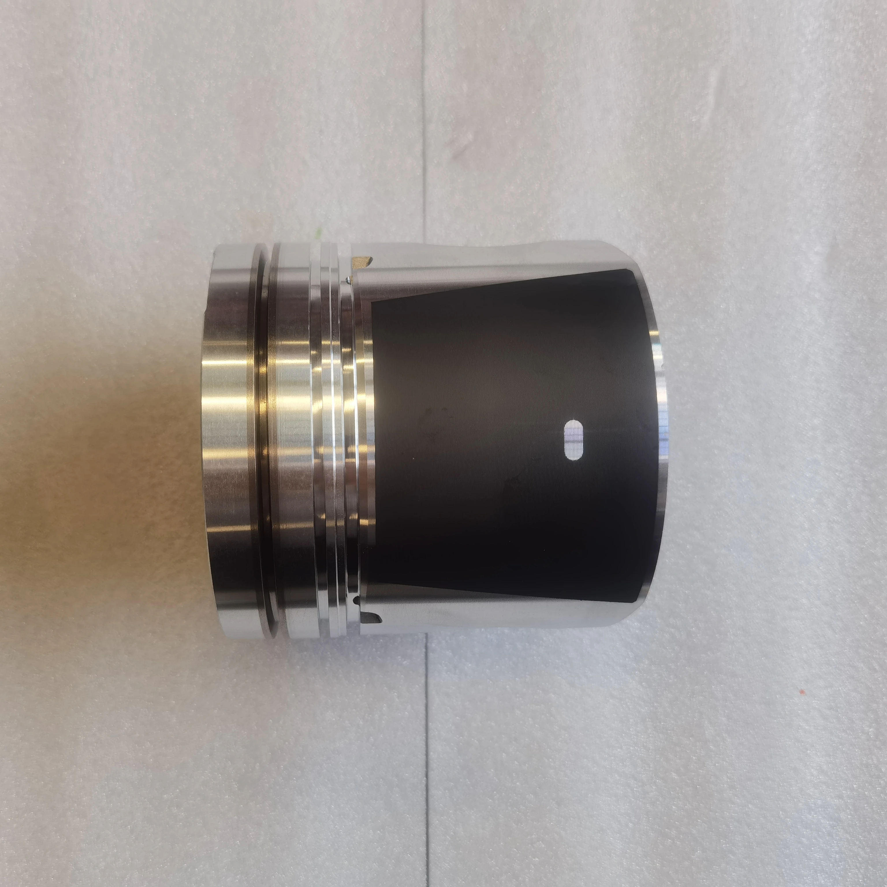 JAC genuine part high quality piston, for JAC heavy duty truck, part code 612600030068
