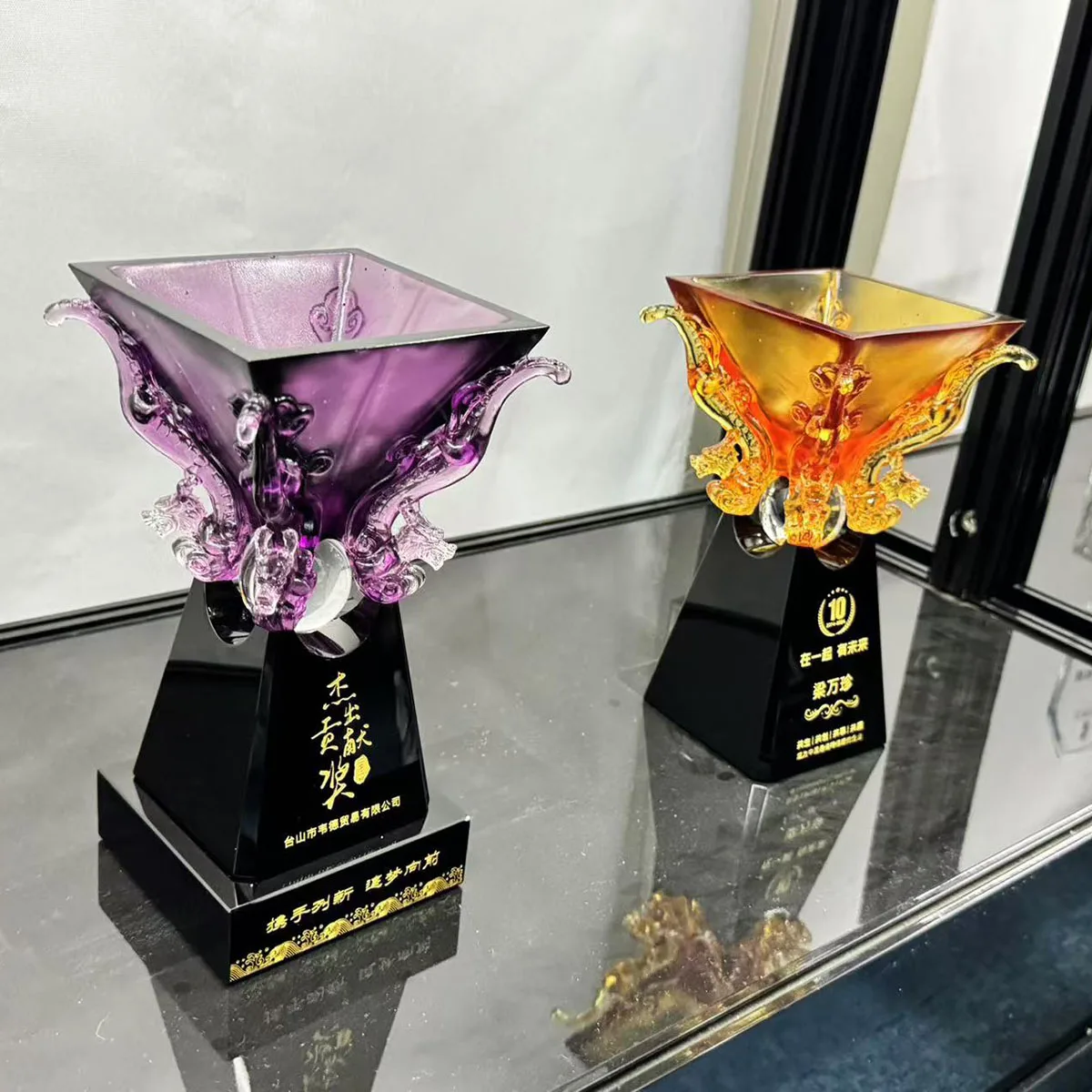 wholesale Custom gift solid metal crystal high grade liuli crystal trophy glass trophy award souvenirs gifts
