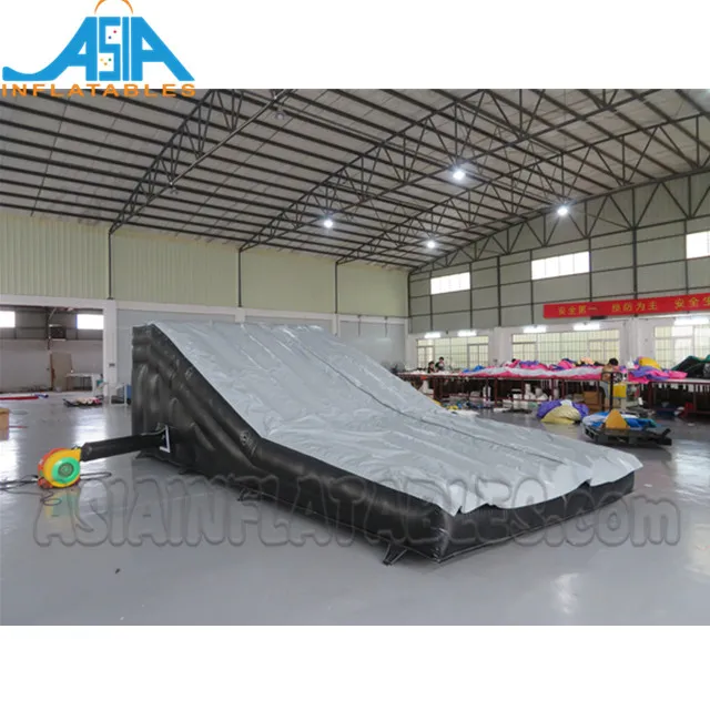 
High Quality Inflatable Airbag Landing Ramp, Extreme Sports MTB Slopestyle Inflatable Jumping Bag, Inflatable FMX BMX Airbag 