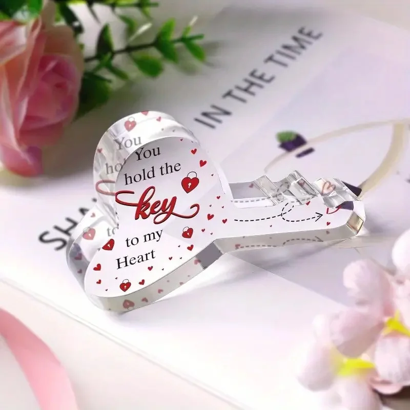 Custom wholesale high quality clear crystal crafts acrylic key shapes for table decoration ornaments lover gifts