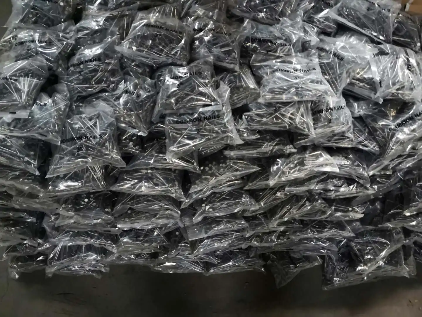 Common Nail Made In China Factory Price Flat Head Common Concrete Iron Nails Low-carbon steel galvanized or polished