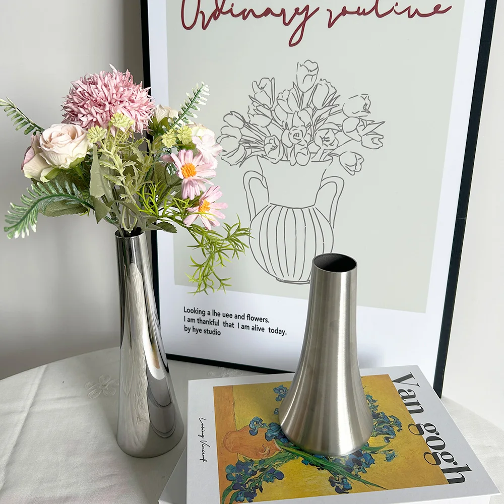 High Quality Good Price Durable Minimalist Stainless Steel Vase for Wedding Use With Unique Design for Floral Arrangements