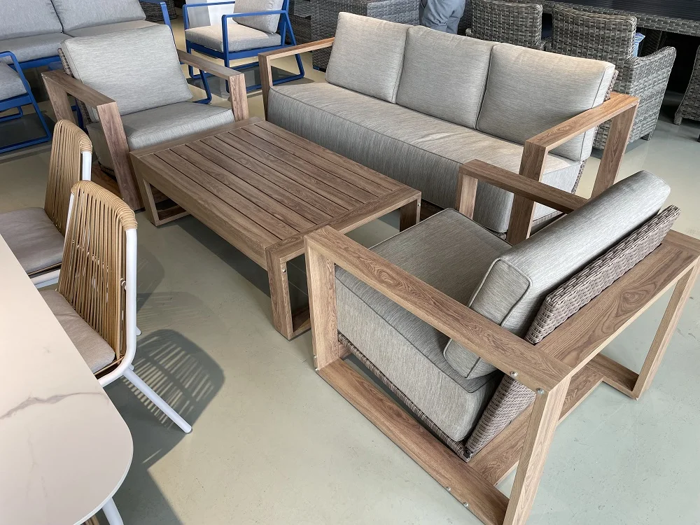High-end outdoor patio wood grain sofa set 4PCS aluminum conversation sofa with cushion garden metal sofa set with coffee table