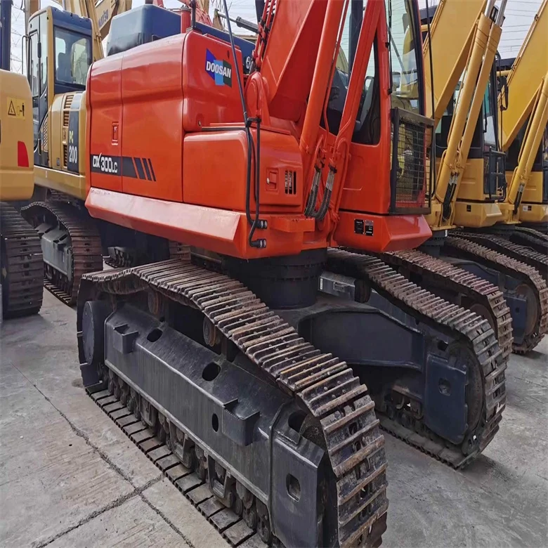 Second hand doosan excavator dx300 from South Korea with reliable quality cheap for sale