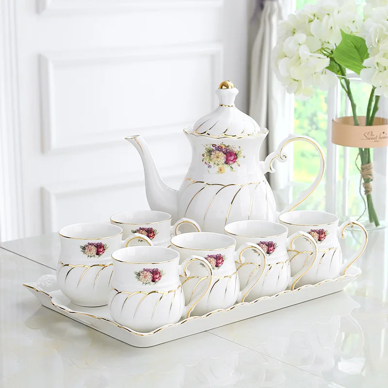 Luxury High Quality Western Design Ceramic 8 Pieces Teapot And Cup With Tray Porcelain Tea Pot Cup Set Tea For One Teapot Set