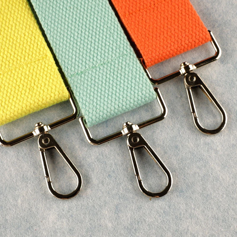 Wholesale spot 3.8cm canvas keychain DIY blank name tag pendant ironing cloth with DIY keychain name