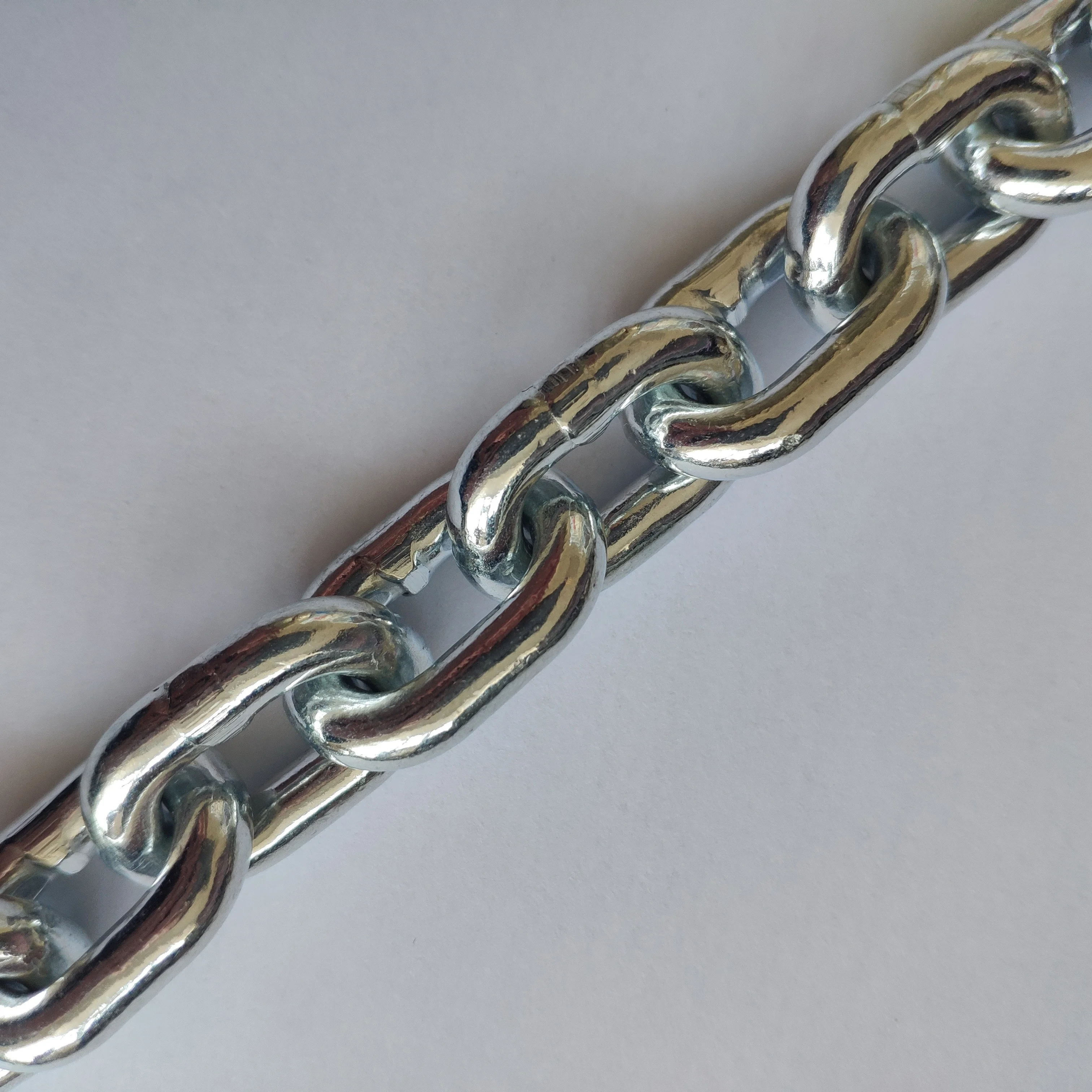 Оцинкованная звеньевая цепь DIN766