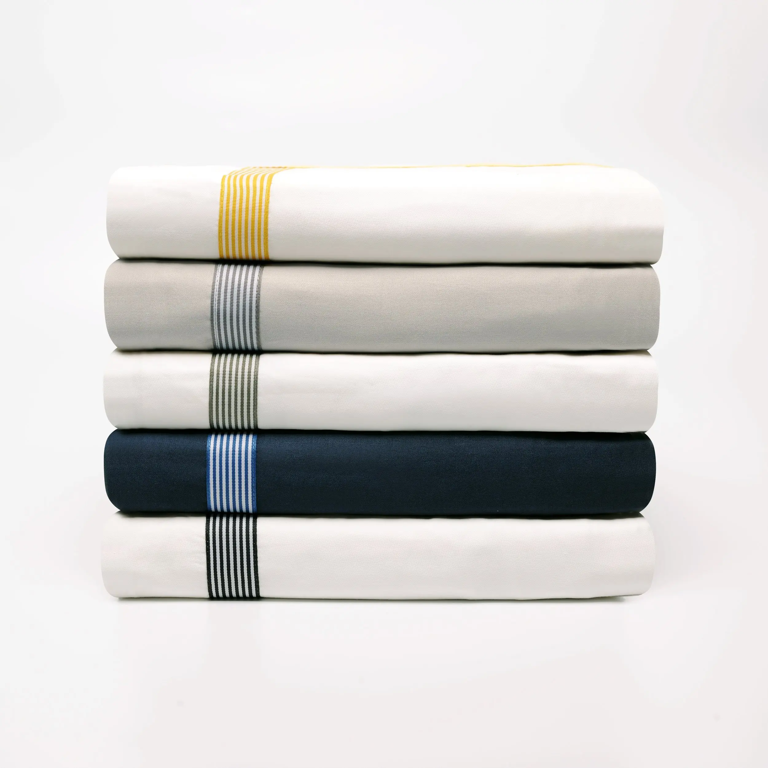 Комплект постельного белья из хлопка и сатина