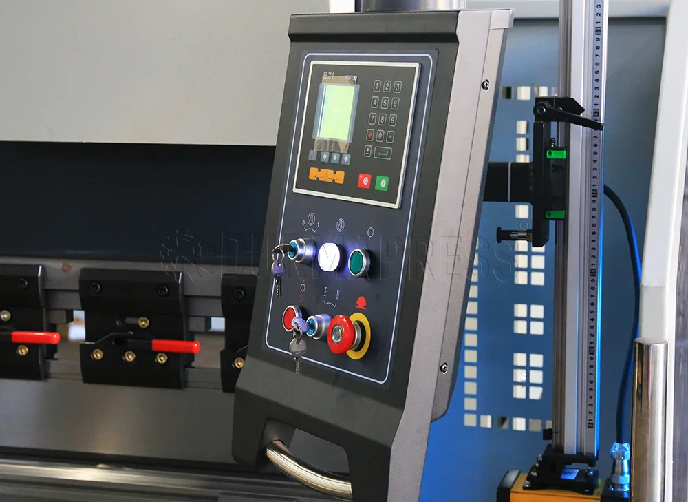 Wc67K E21 Sheet Metal NC Hydraulic 63T Press Brake Machine With ESTUN System