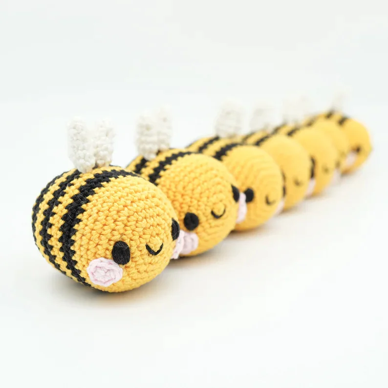 Baby Cotton Crochet Toys Amigurumi Custom Bee Knitted Stuffed Crochet Animal Toys