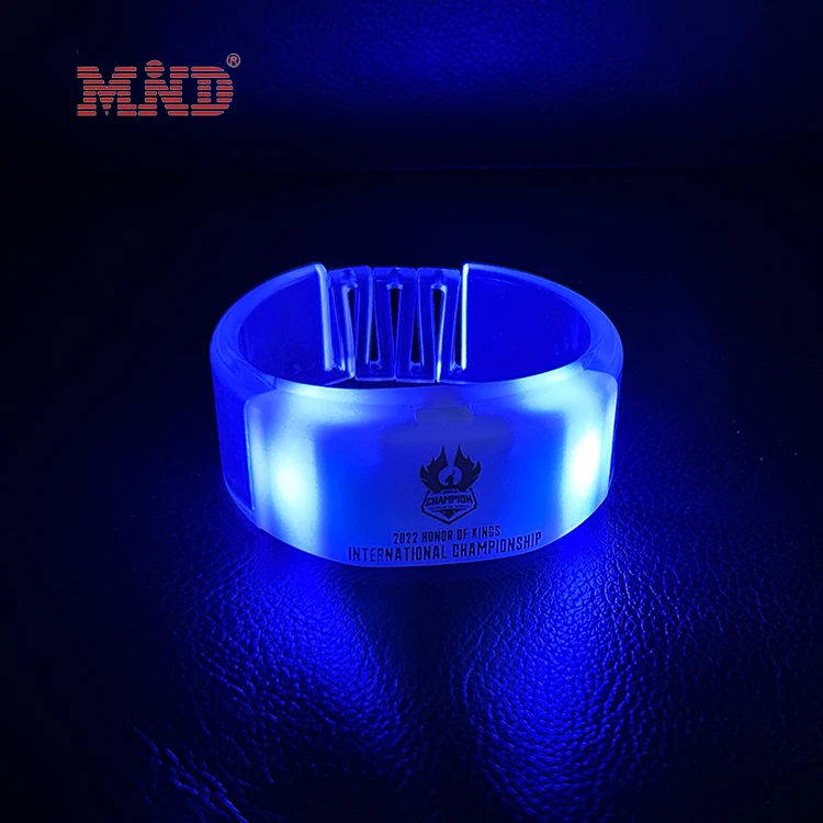Индивидуальный Регулируемый силиконовый мигающий светодиодный браслет RFID NFC световой для концертного мероприятия