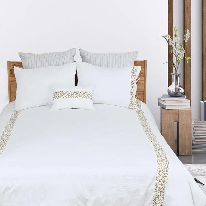 Eco Friendly Hotel White Embroidery Bedsheet Bed Linen Winter Solid Duvet Cover