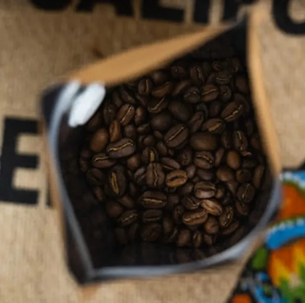Арабика высшего качества Yirgacheffe, 1 класс, Цветочная и сладкая, средняя жареная кофейная зерна, 1 кг пакет для оптовой продажи