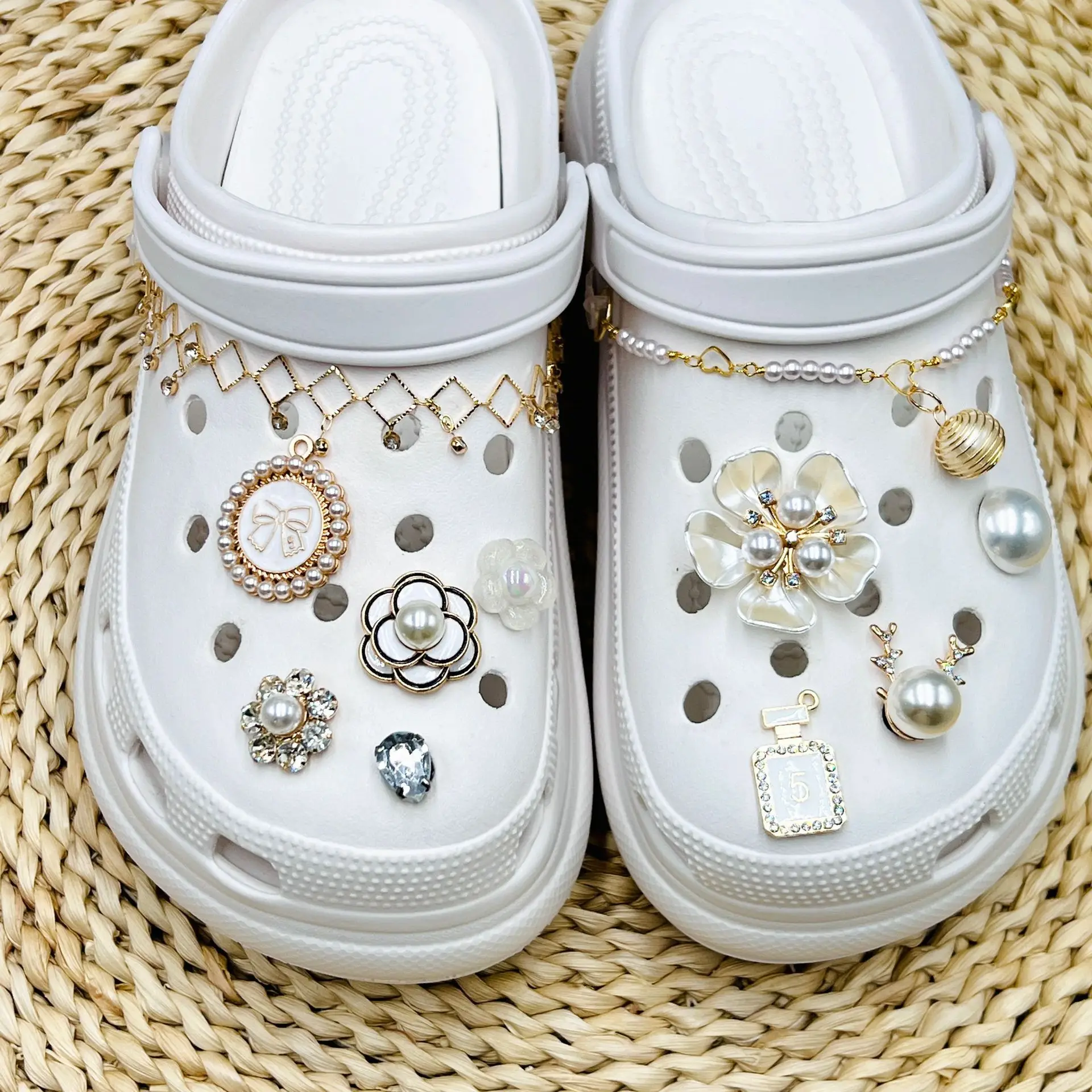 Fit Cross Cave Shoes Pearl Chain Decorative Princess Elegant Fragrant Shoe Buckle Set Accessories Little Red Book INS_9