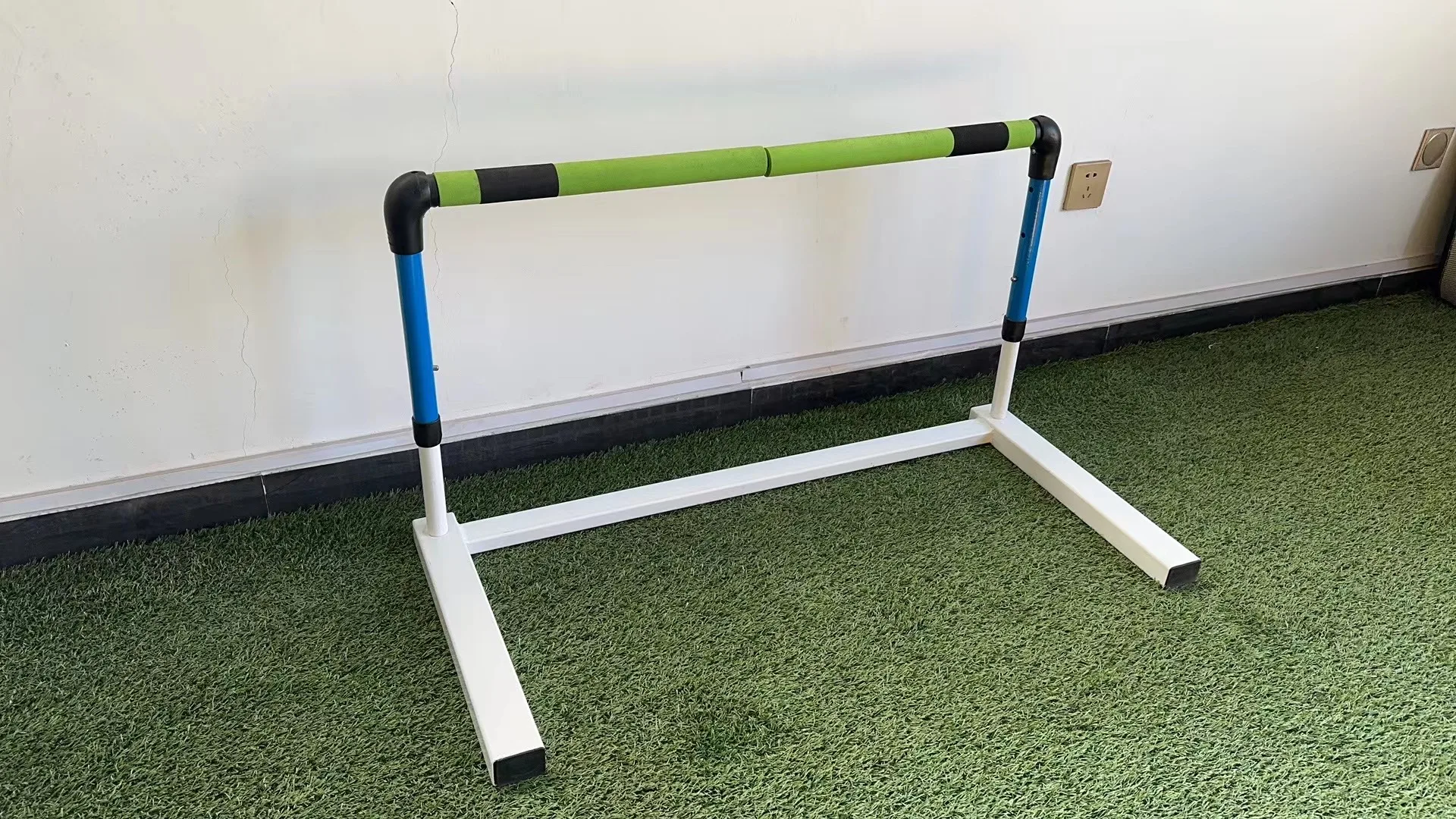 Wholesale Adjustable Height Athletics Safety Hurdle 110-meter Hurdles for Training