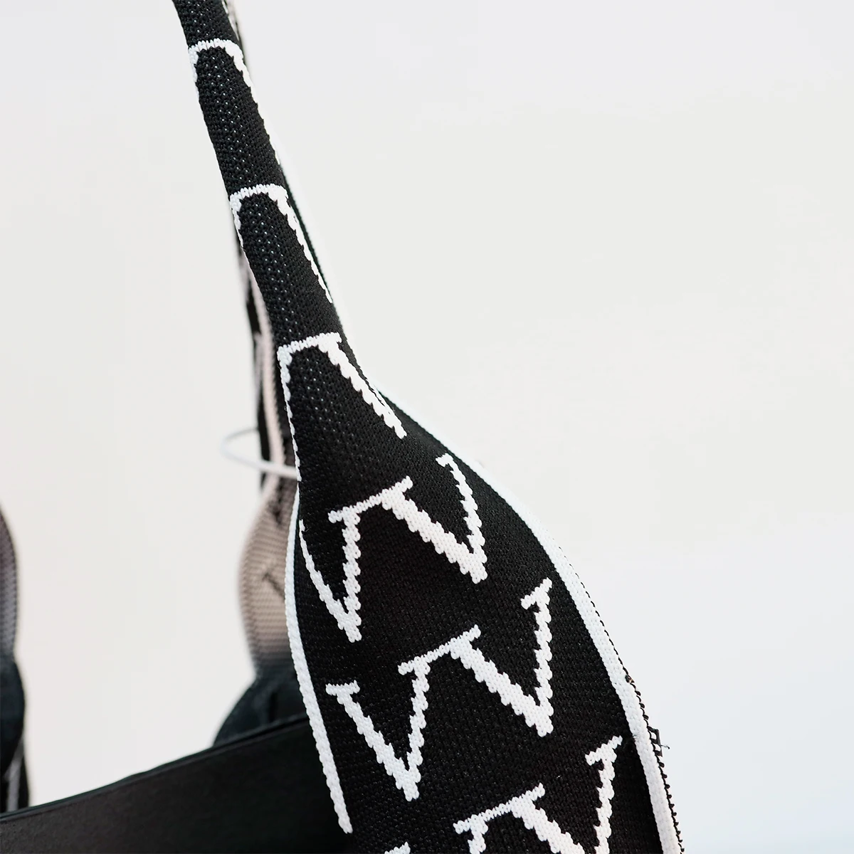 Fashion Designer Light Luxury Custom Leather Knit Travel Tote Shoulder Bag